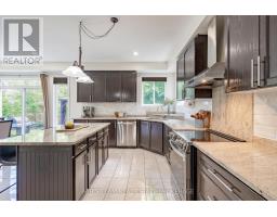 Den - 31 The Queensway, Barrie, ON L4M7H5 Photo 6