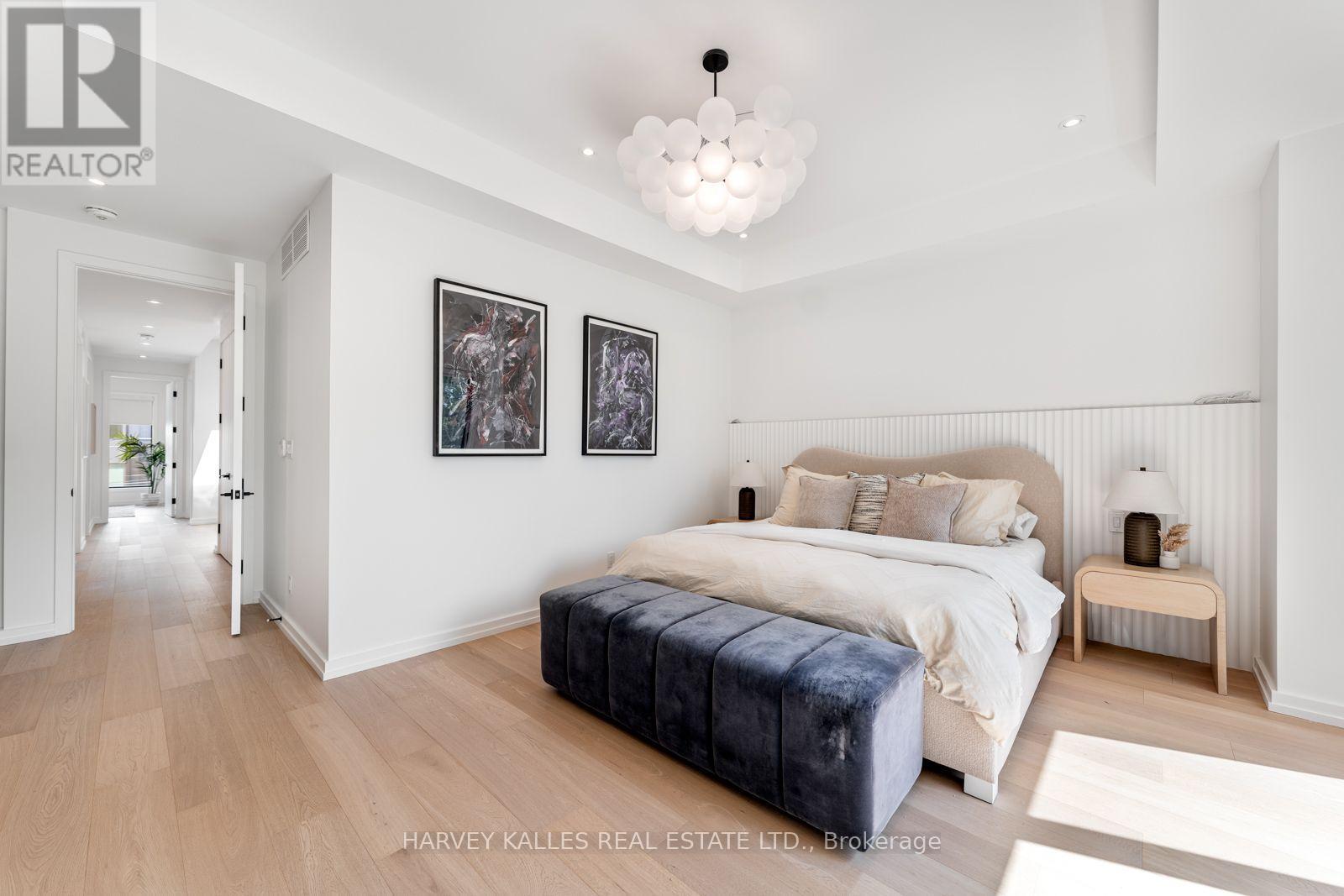 45 GLOUCESTER GROVE - 13