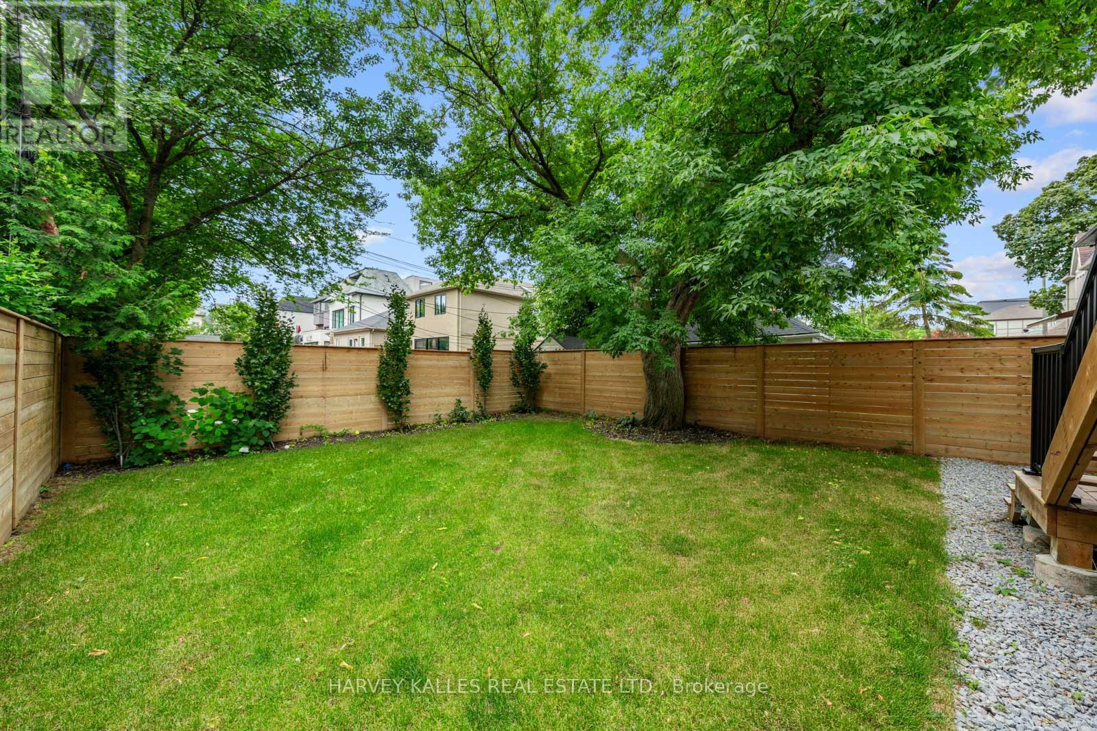 45 GLOUCESTER GROVE - Image 28