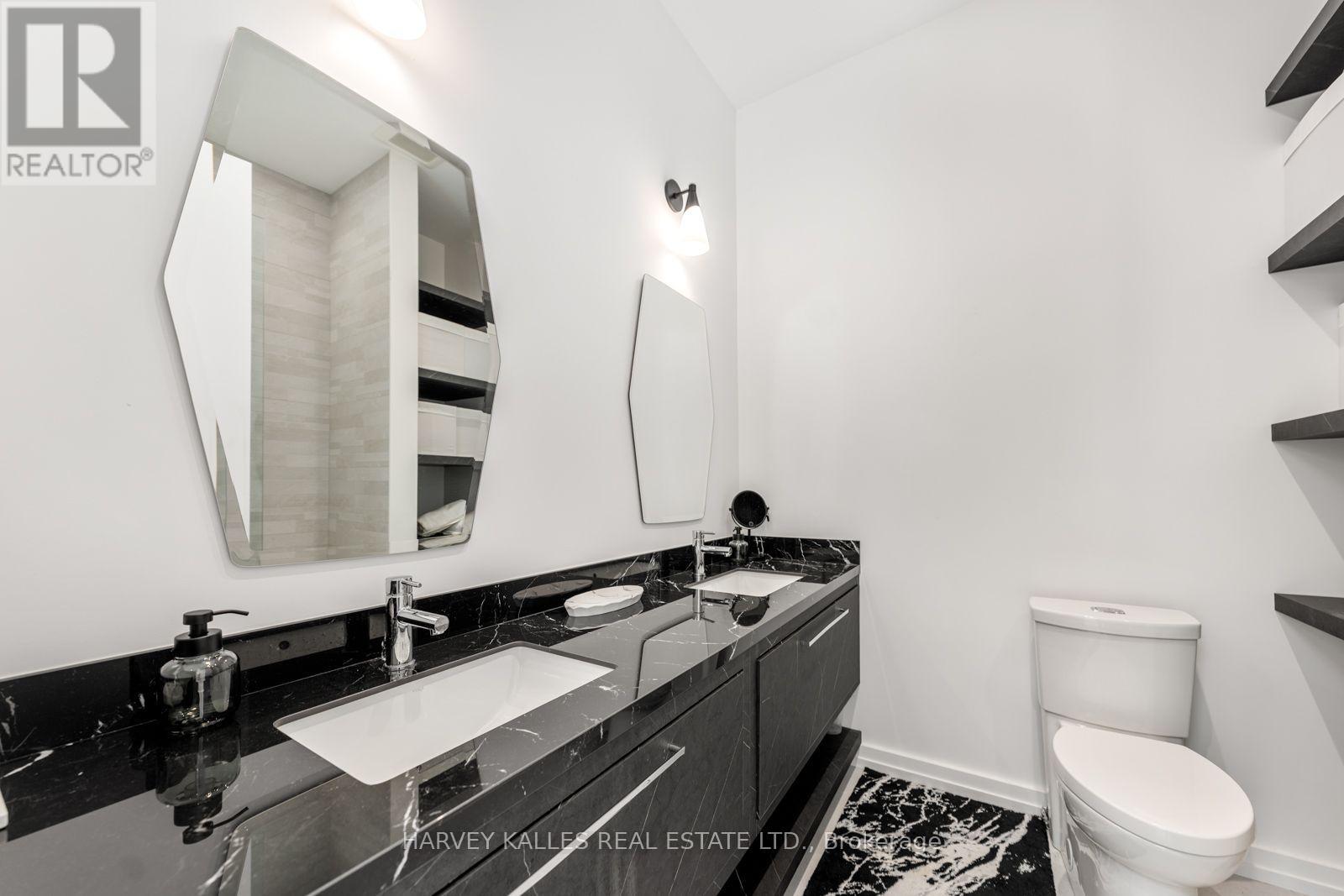 45 GLOUCESTER GROVE - 19