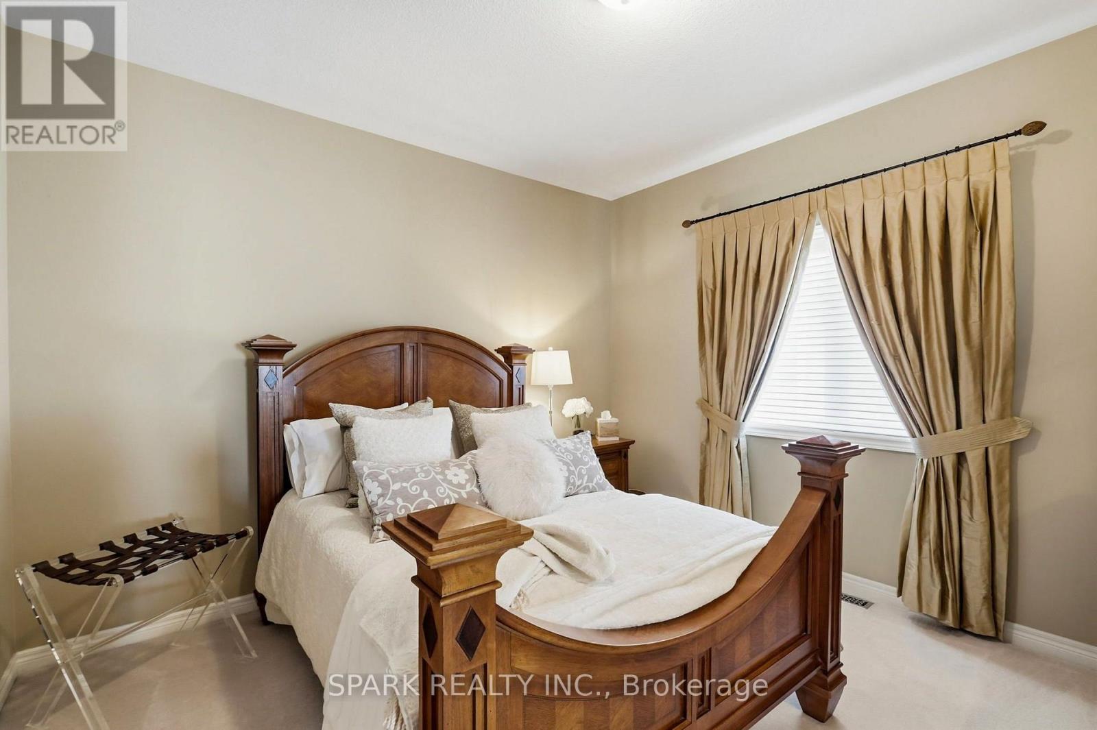 179 TANNERS DRIVE S - Image 26