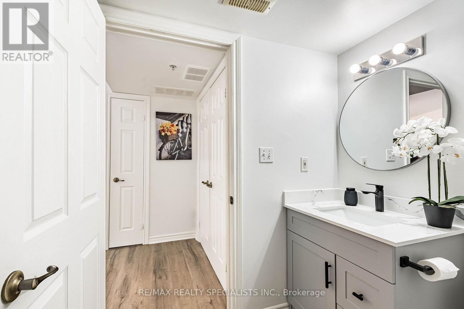 #406 1480 BISHOPS GATE - 30