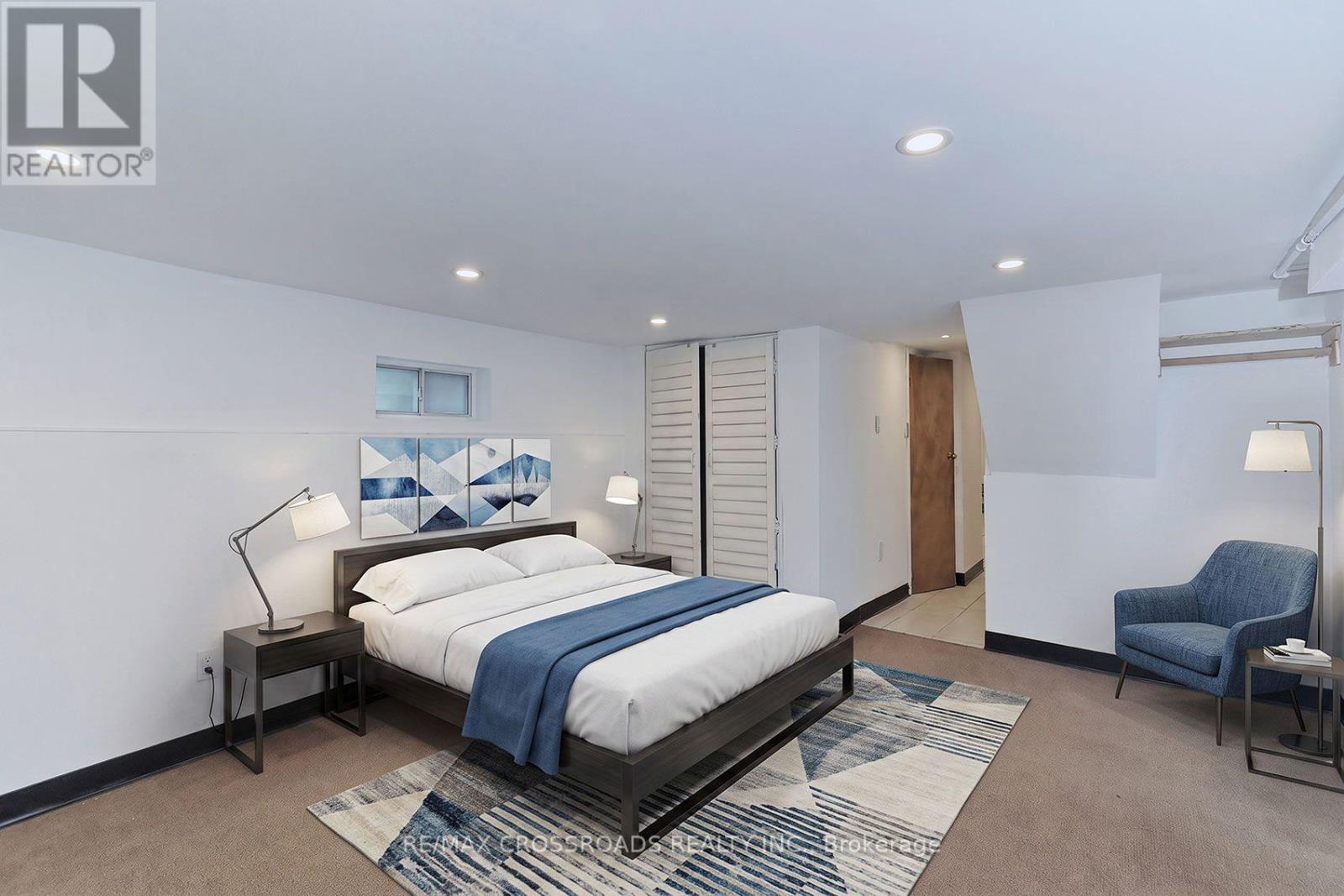 218 GLEDHILL AVENUE - 35
