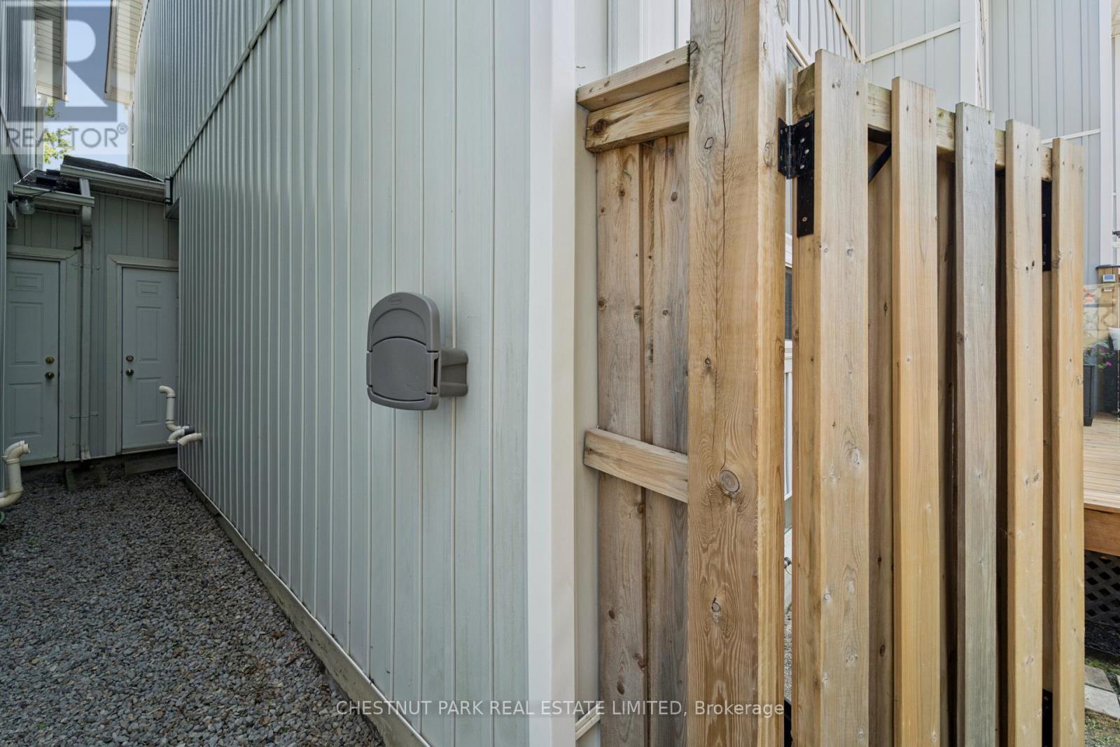 52 BEXLEY CRESCENT - Image 35