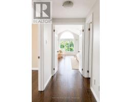 704 Brandenburg Boulevard, Waterloo, ON N2T2V4 Photo 14