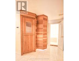 704 Brandenburg Boulevard, Waterloo, ON N2T2V4 Photo 22