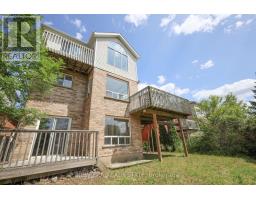 704 Brandenburg Boulevard, Waterloo, ON N2T2V4 Photo 24
