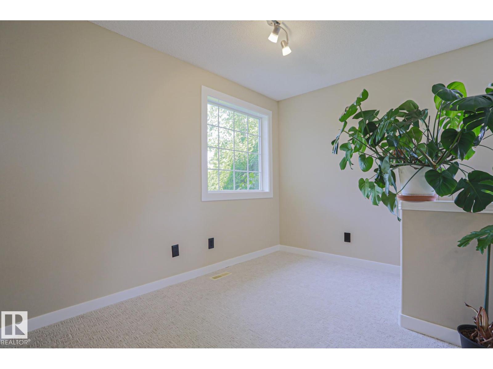 8 Erinwoods PL - 21