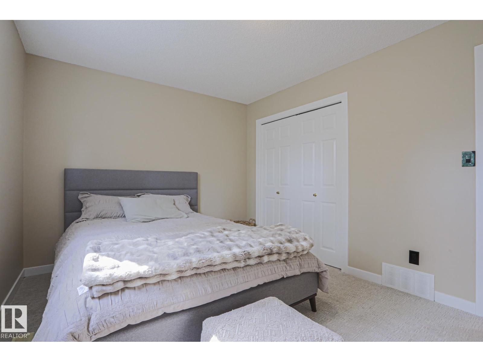 8 Erinwoods PL - 31