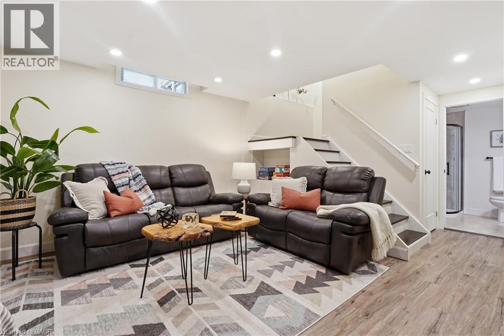 563 WESTVALE Drive - Image 26