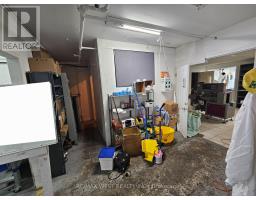 4 - 210 Drumlin Circle, Vaughan, ON L4K3E3 Photo 13