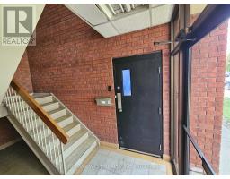 4 - 210 Drumlin Circle, Vaughan, ON L4K3E3 Photo 7