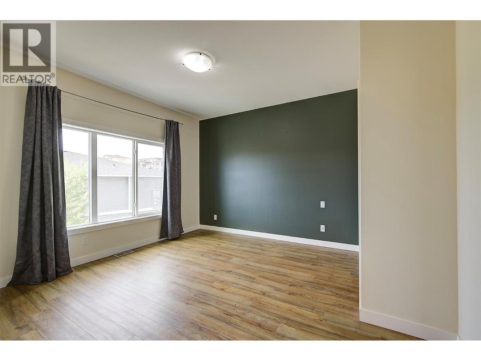 741 Yorkville Street, Kelowna