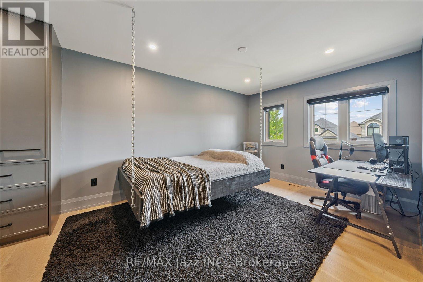 82 BRIDLEWOOD BOULEVARD - Image 32