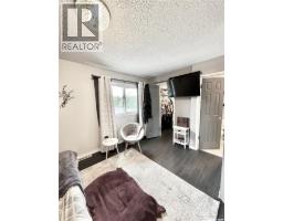 1908 3rd Avenue E, Prince Albert, SK S6V6P6 Photo 12