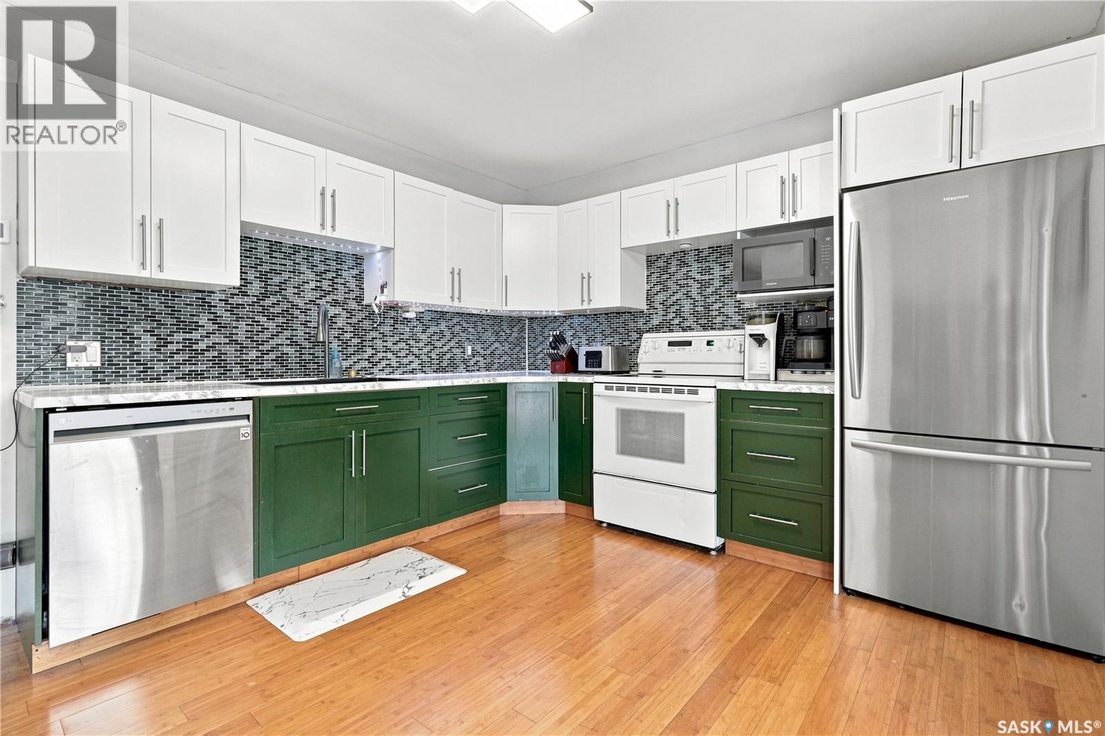 130 6th STREET - 11