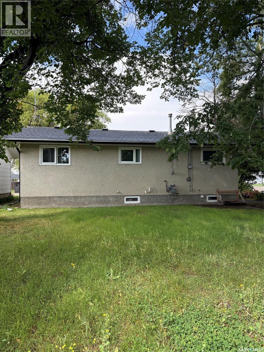 504 4th STREET W - 18