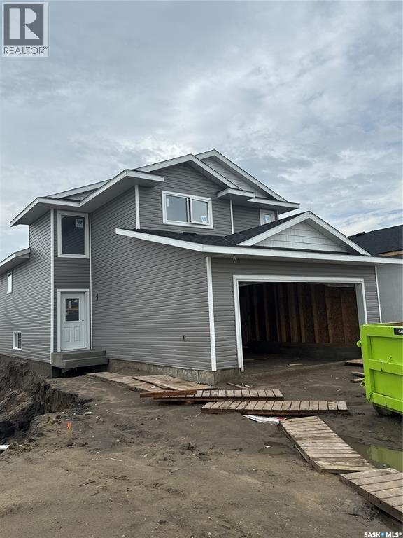 243 Froese CRESCENT - 1
