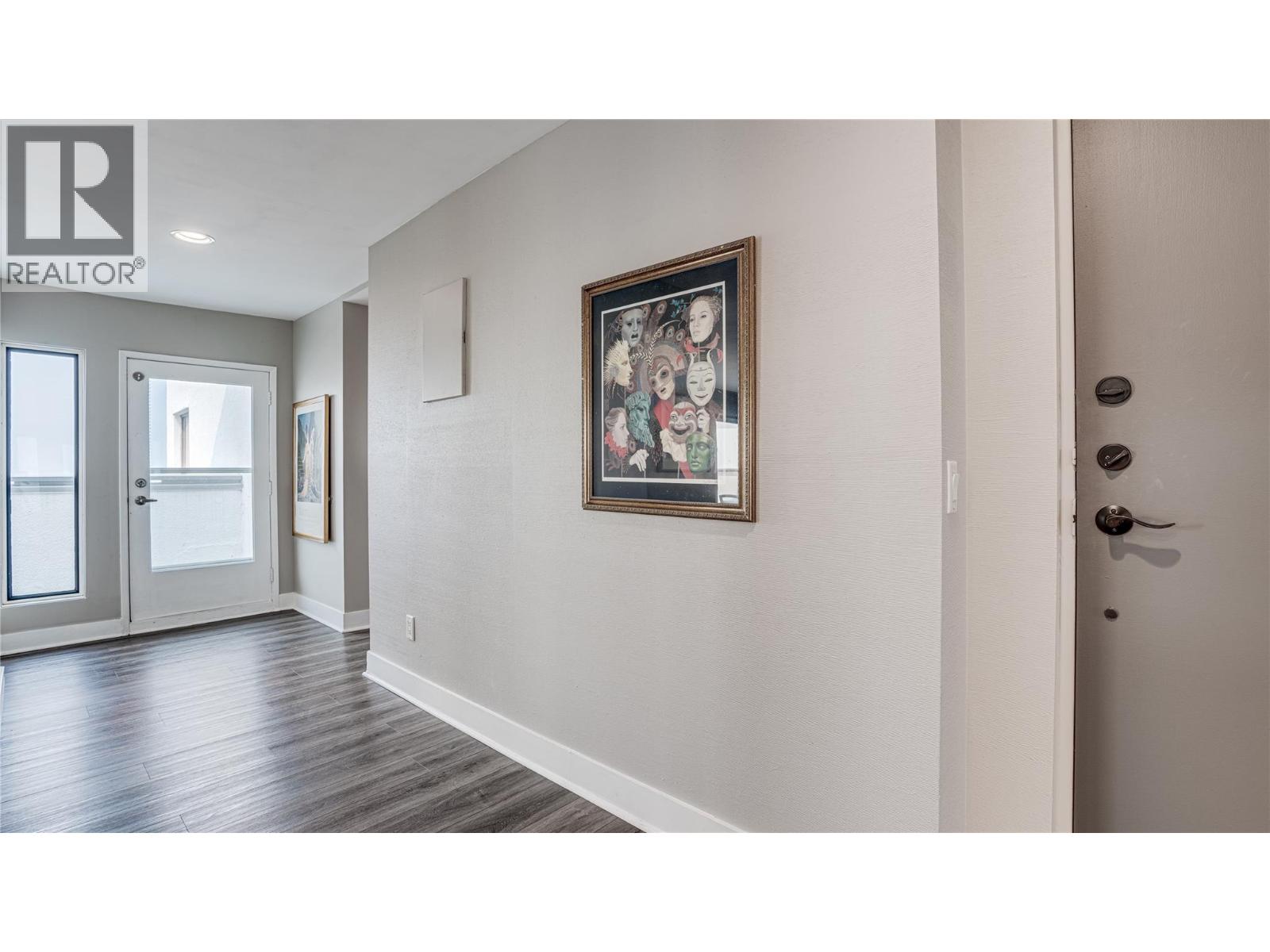 #1401 737 Leon Avenue - 16