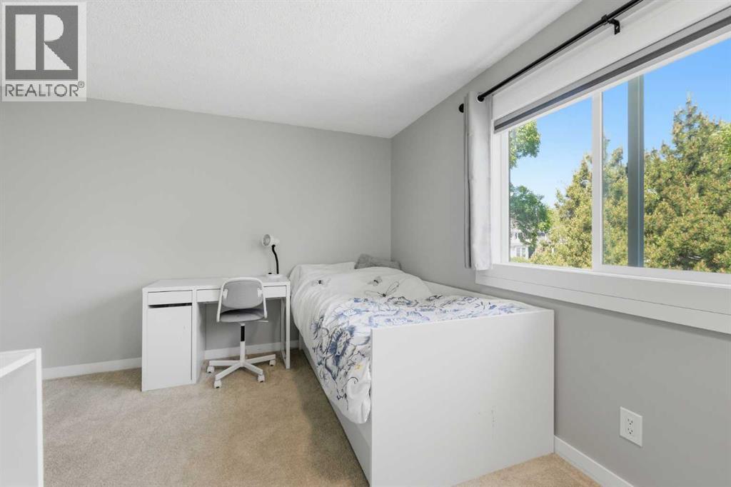 6 Mckernan Place SE - 24