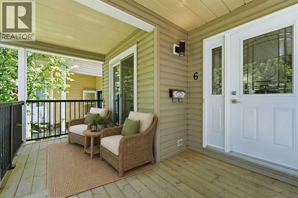 6 Mckernan Place SE - 2