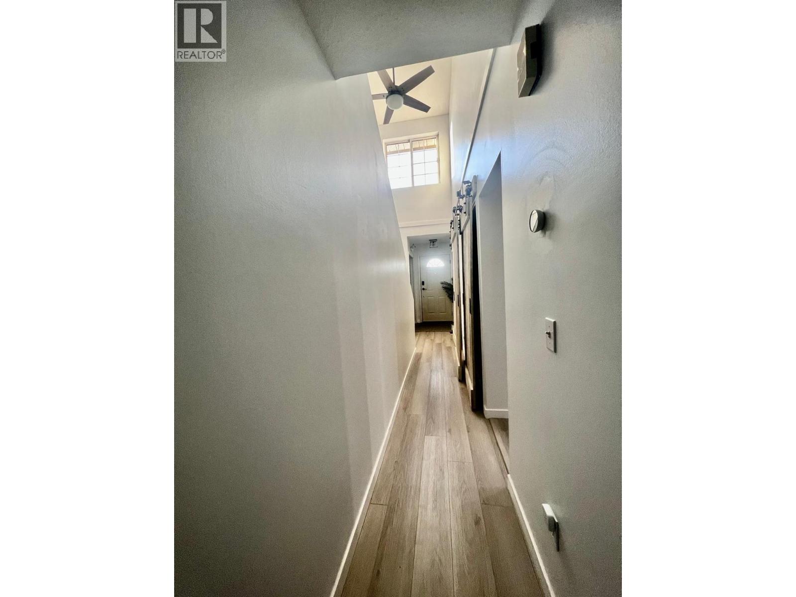 #14 2020 Robson Place - 10