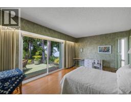 489 Bayview Terr, Qualicum Beach, BC V9K1G3 Photo 12