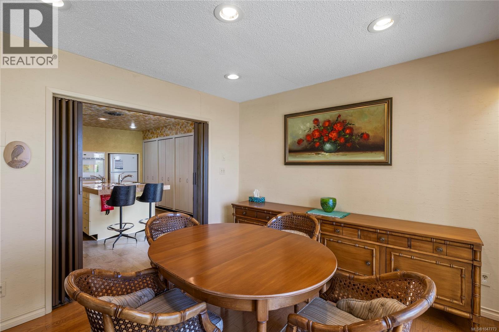489 Bayview Terr - Image 37