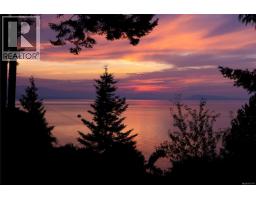 489 Bayview Terr, Qualicum Beach, BC V9K1G3 Photo 68