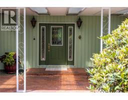 489 Bayview Terr, Qualicum Beach, BC V9K1G3 Photo 62