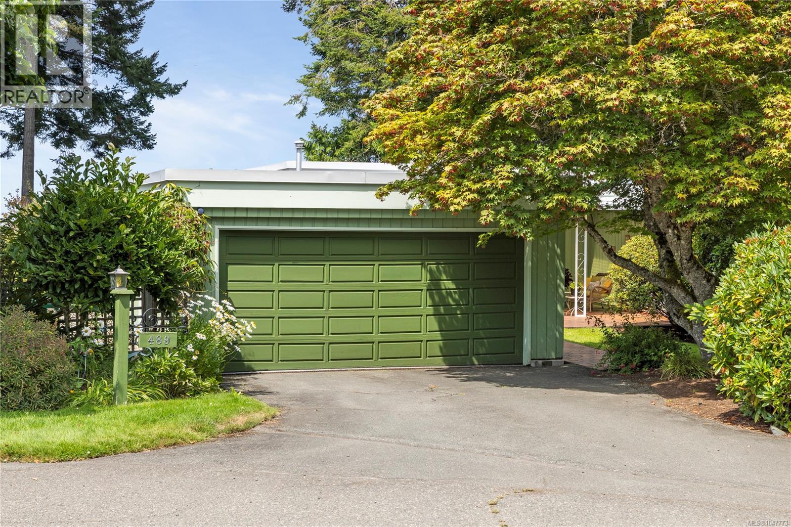 489 Bayview Terr - Image 64