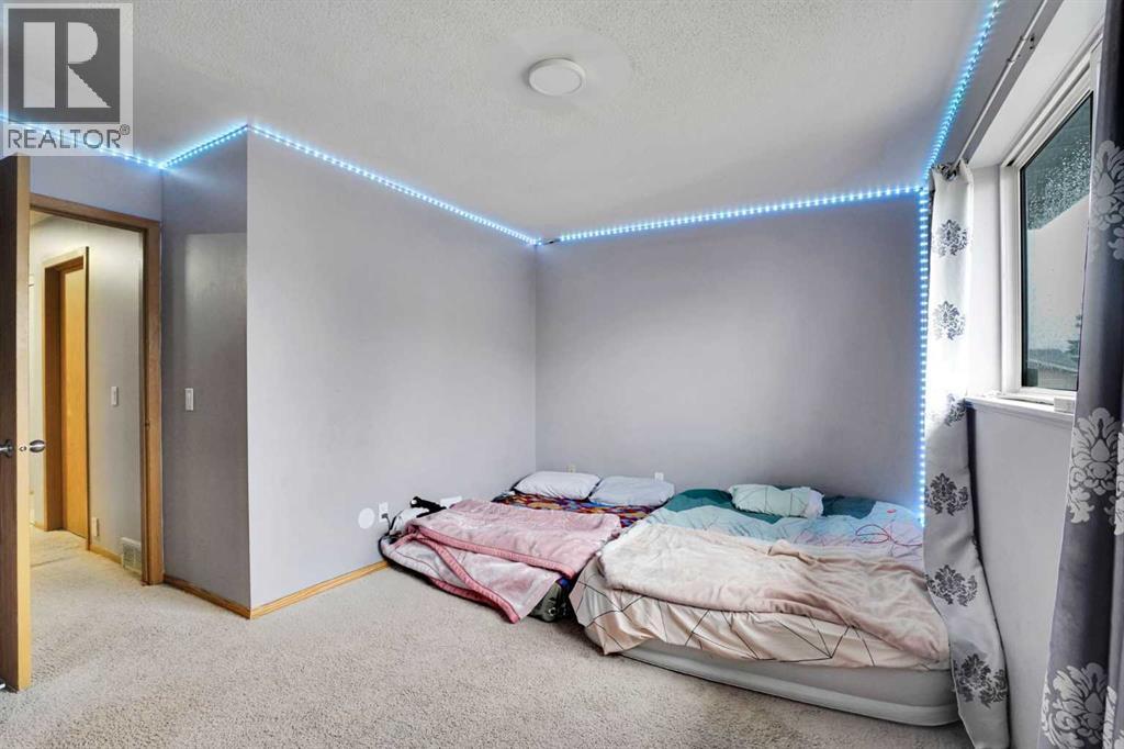 133 MARTINGLEN Way NE - 28
