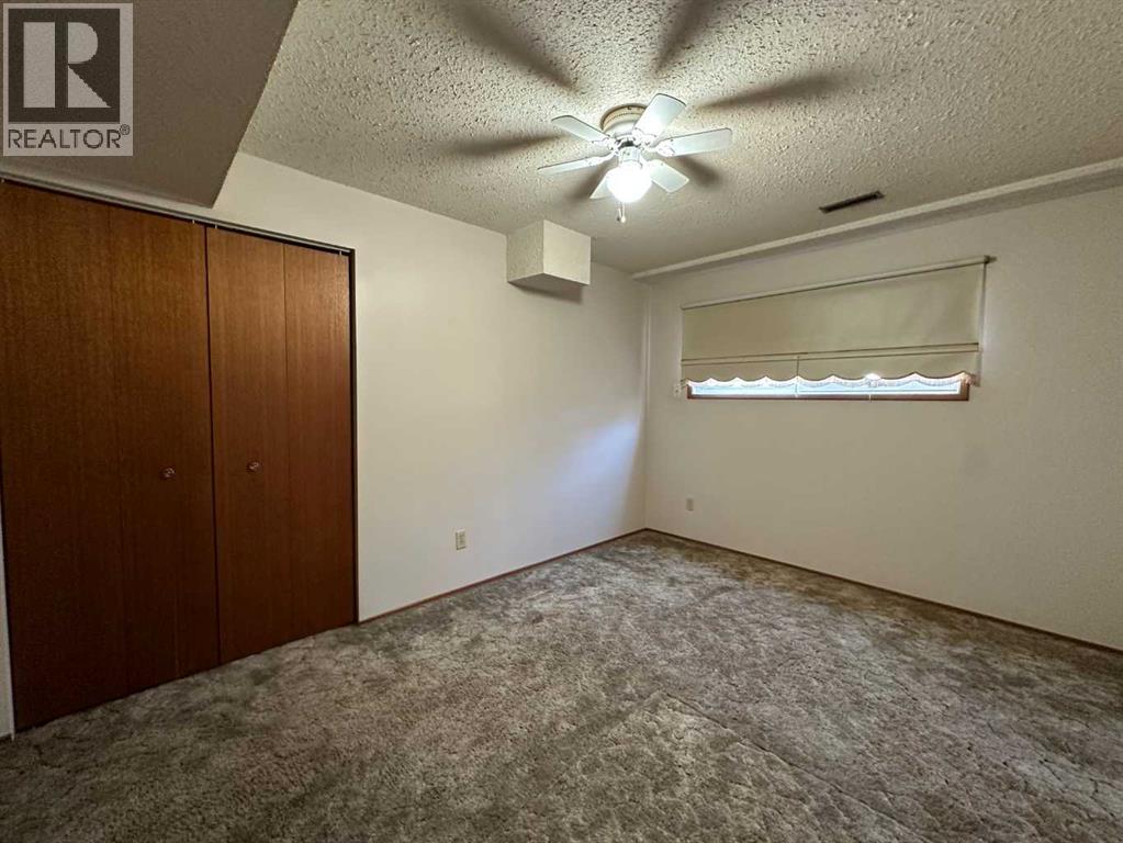 Listing photo – 6008 57 Avenue, Ponoka