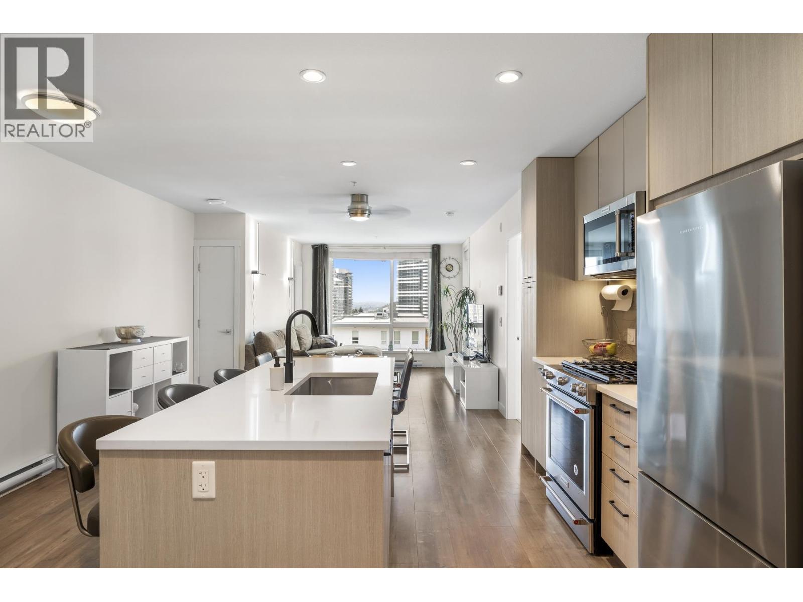 2 Bed, 2 Bath Apartment for Sale in Coquitlam – 611 707 COMO LAKE AVENUE, Coquitlam – MLS# R3158418 - Image 9