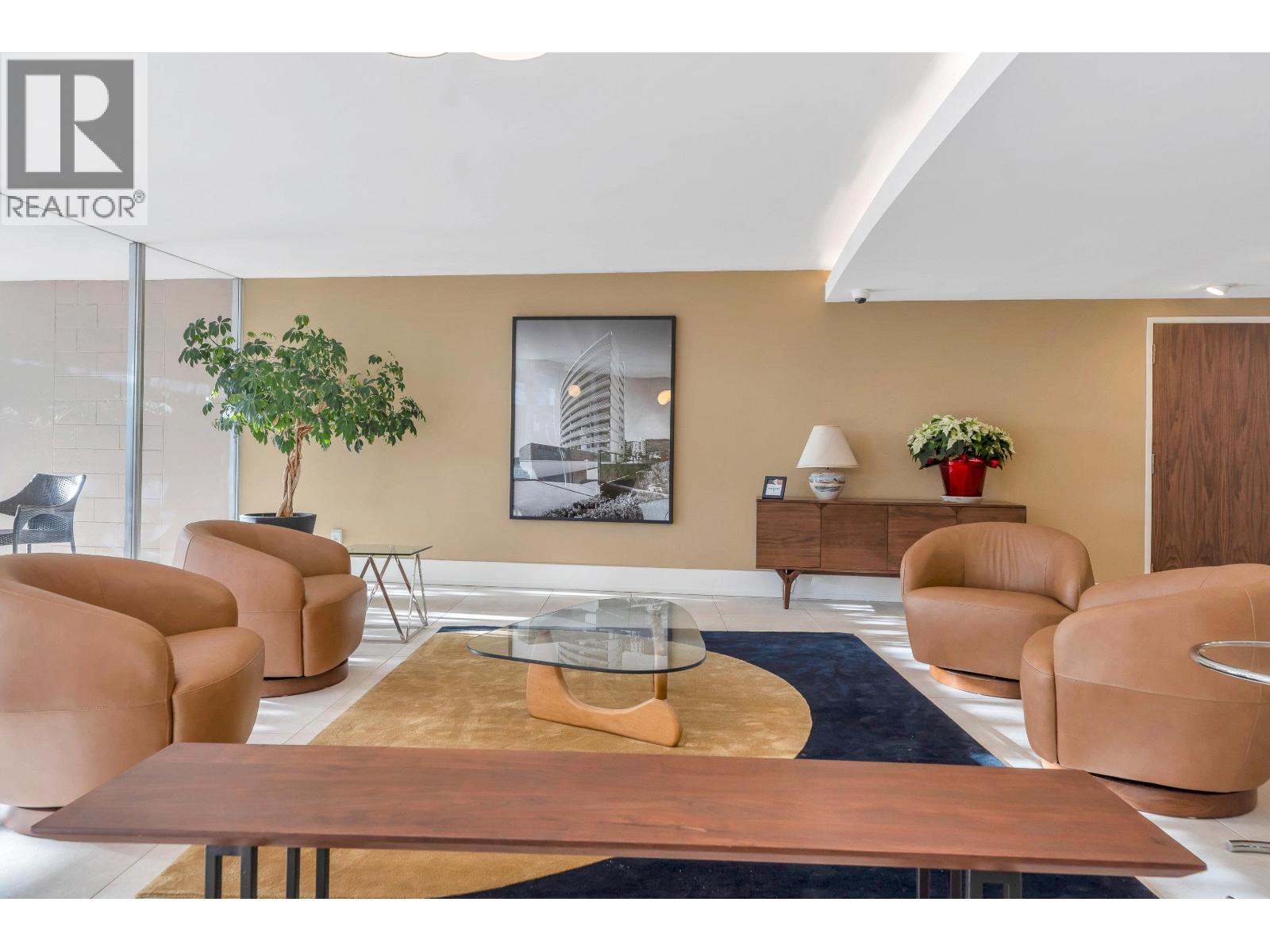 502 2135 ARGYLE AVENUE, West Vancouver