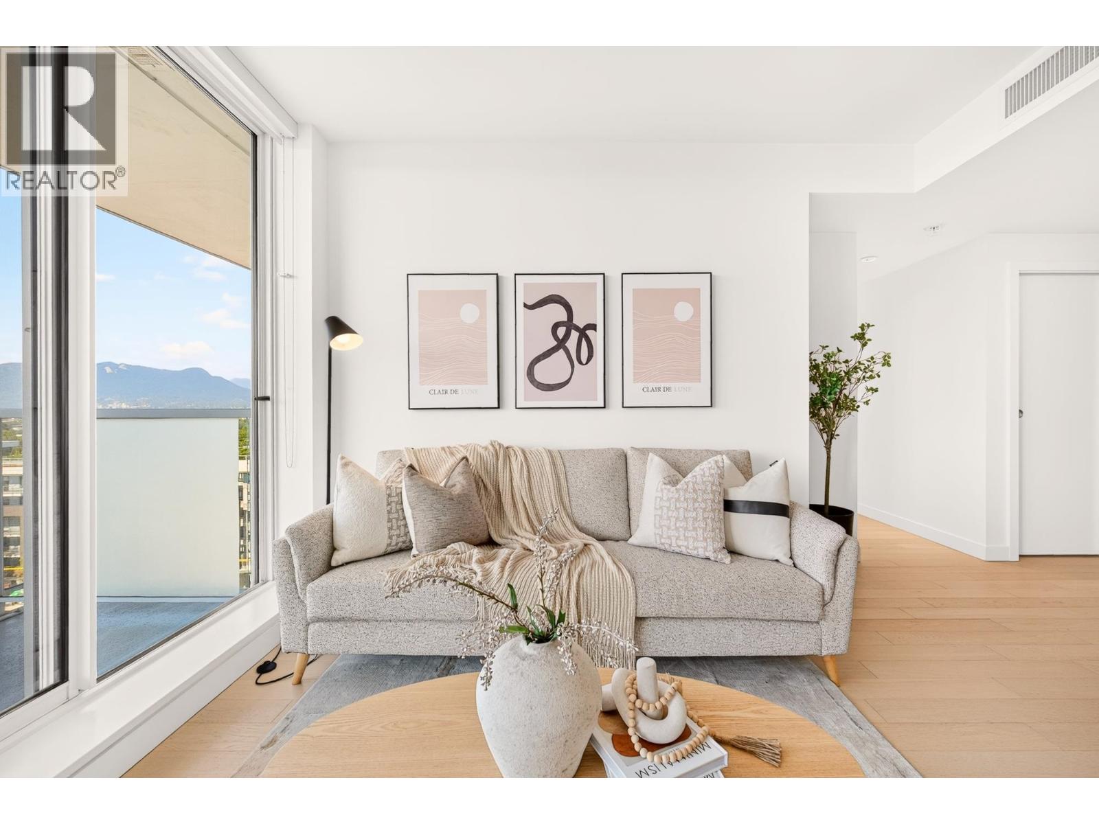 1105 4638 GLADSTONE STREET, Vancouver