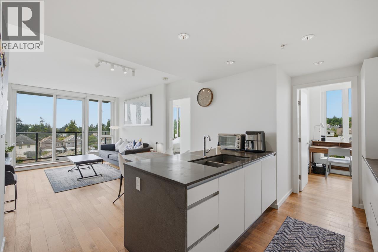 802 8488 CORNISH STREET, Vancouver