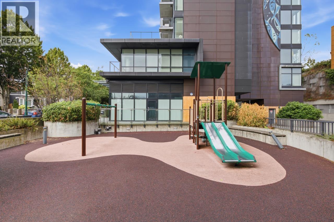 802 8488 CORNISH STREET, Vancouver