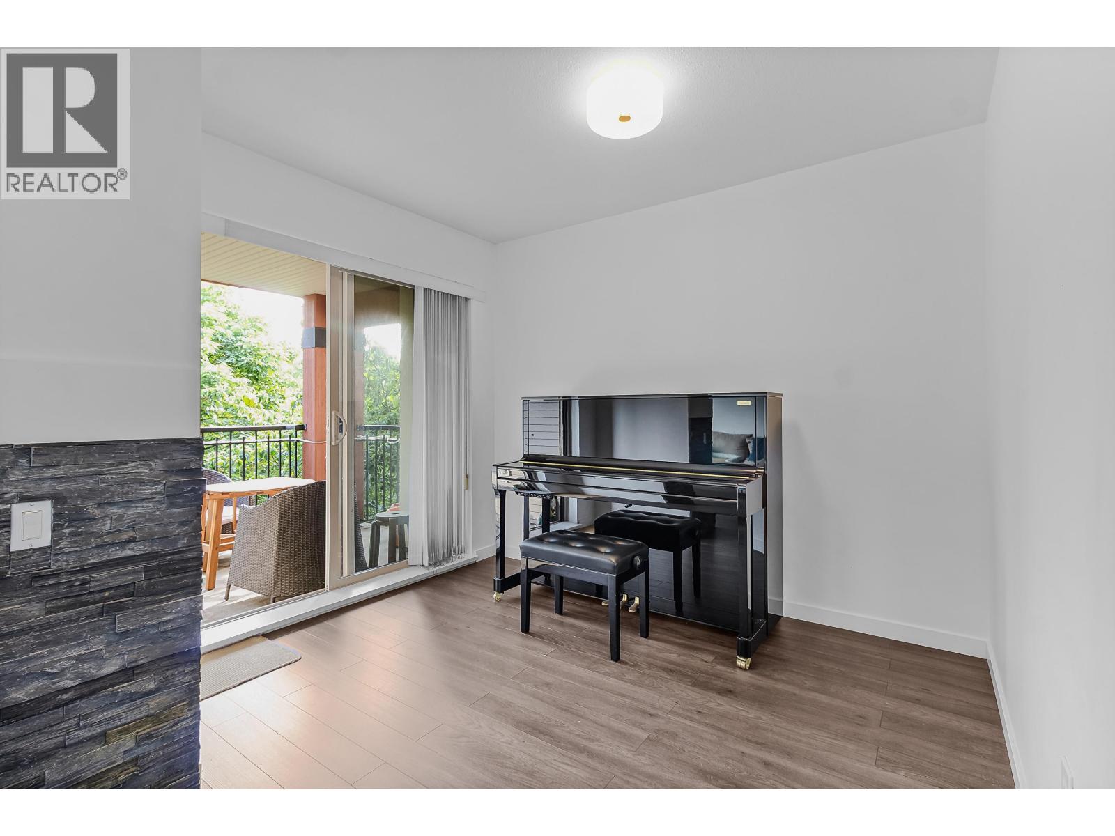 309 200 KLAHANIE DRIVE, Port Moody
