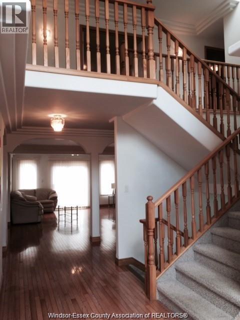 512 JOHN HARVEY, Windsor, Ontario, N9E4W1, Windsor, Ontario — photo 3 of 5