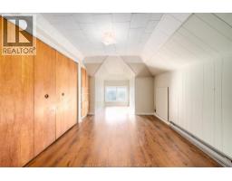 Living room - 106-108 Shepherd Street East, Windsor, ON N8X2K3 Photo 6