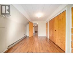 Sunroom - 106-108 Shepherd Street East, Windsor, ON N8X2K3 Photo 7