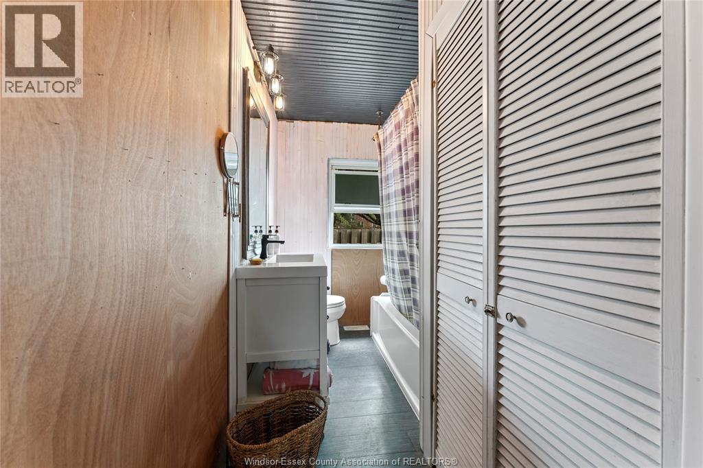 276 WEST BELLE RIVER ROAD - Image 11