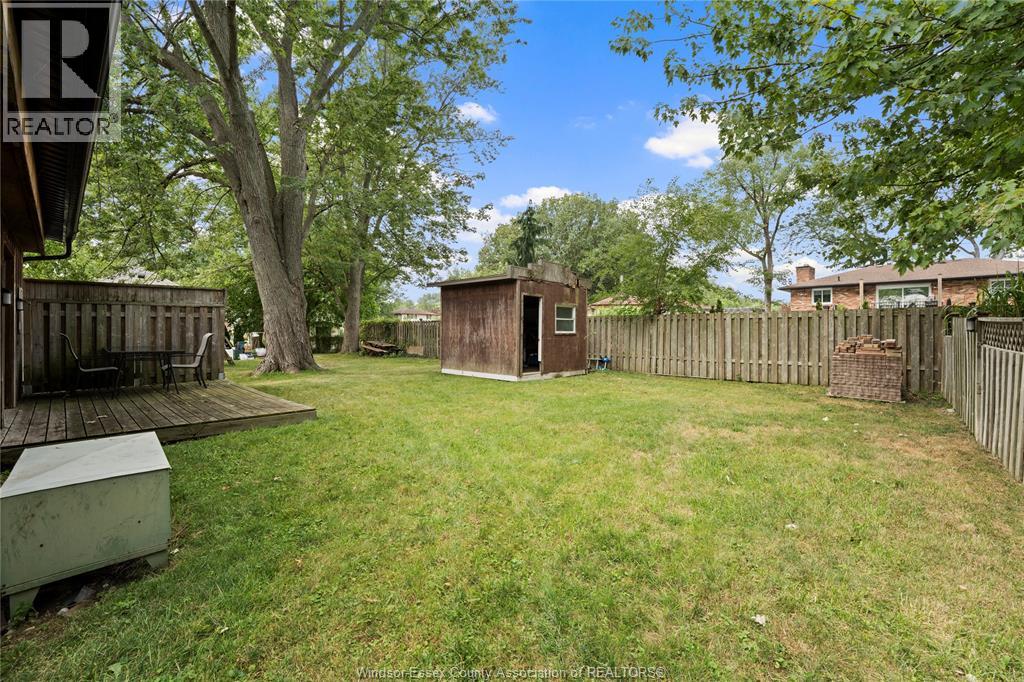 276 WEST BELLE RIVER ROAD - Image 15