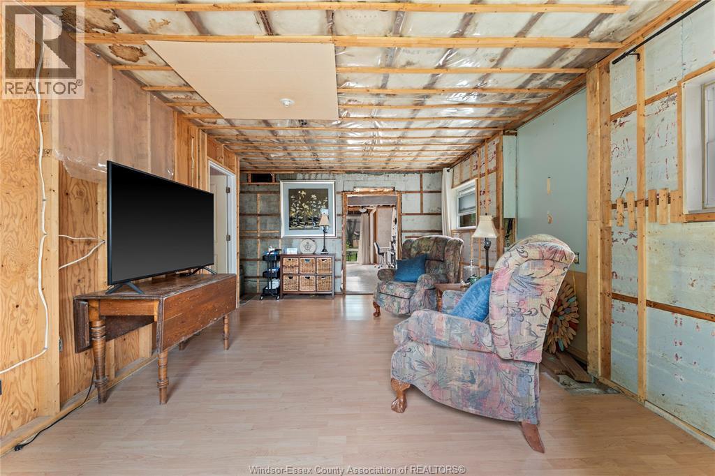 276 WEST BELLE RIVER ROAD - 9