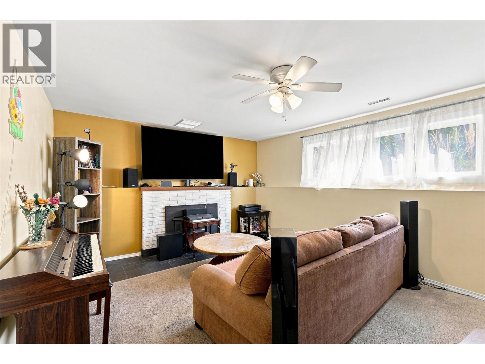 3957 Old Yellowhead Highway, Kamloops