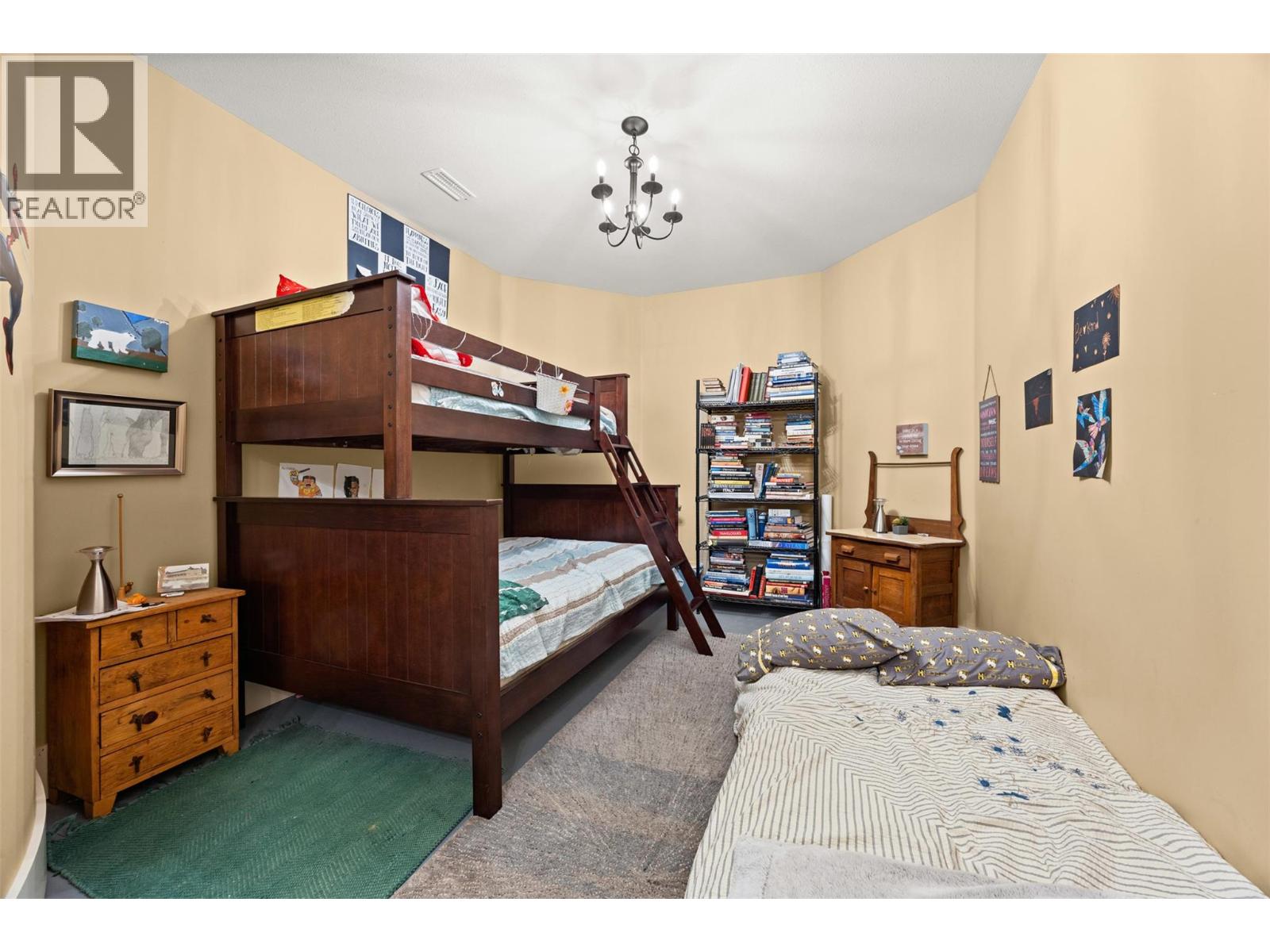 2449 Selkirk Drive - Image 59