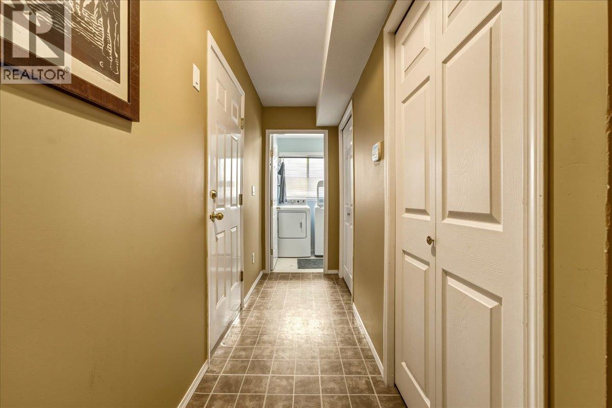 2225 Teal Place - 30
