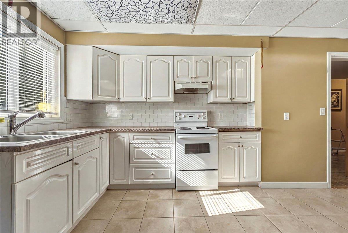 2225 Teal Place - 33