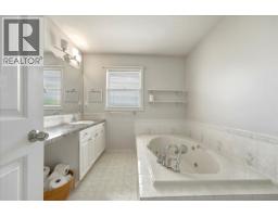 2225 Teal Place, Vernon, BC V1H1R1 Photo 21